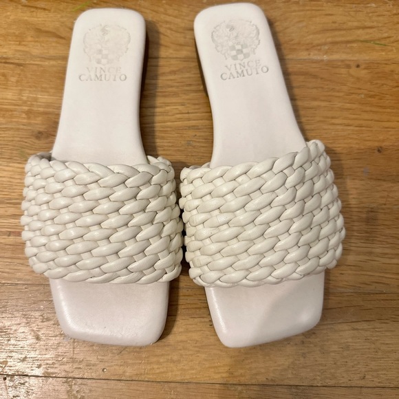 Vince Camuto Women's White Woven Slide Sandals - Picture 1 of 3